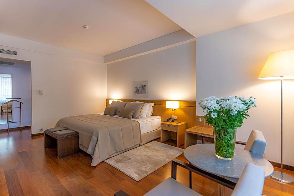 ONTUR OTEL İZMİR