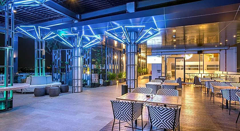 THE 1O1 Jakarta Airport CBC