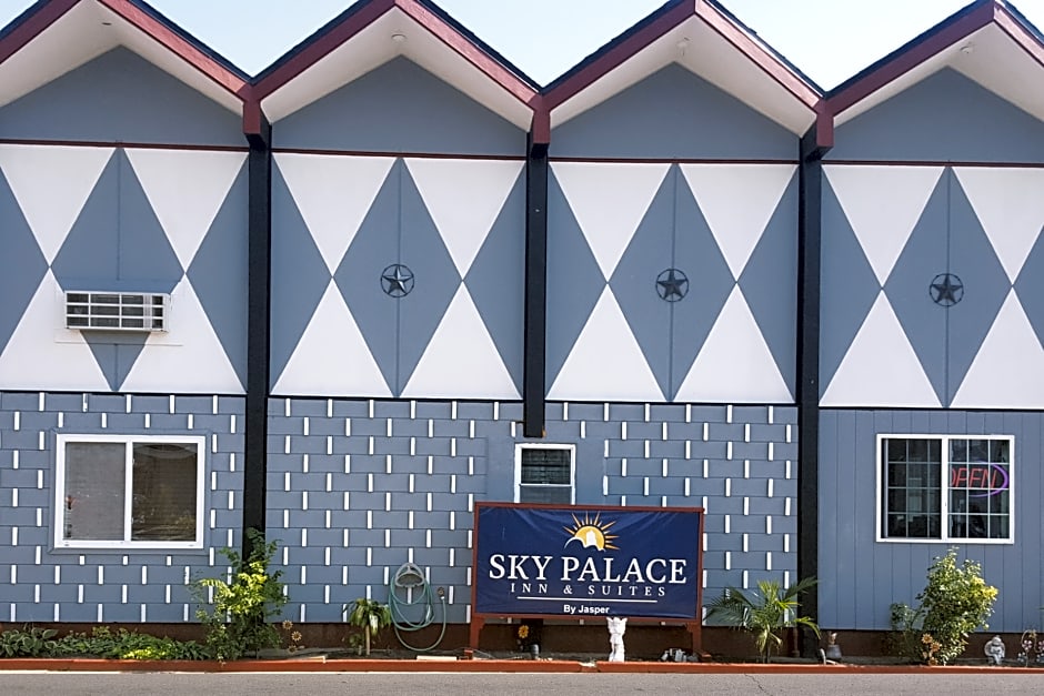 Sky-Palace Inn & Suites Hutchinson