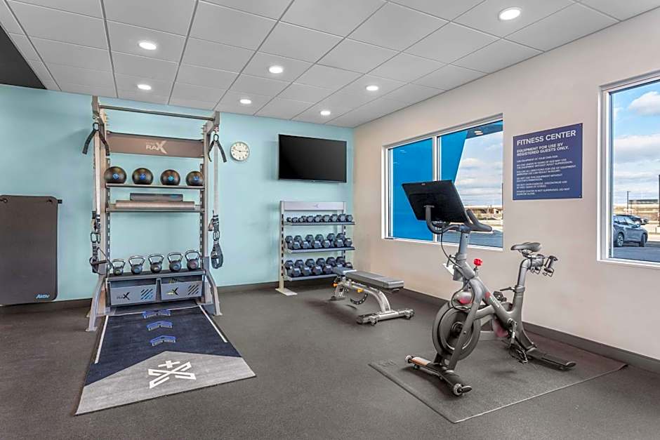 Tru by Hilton Janesville