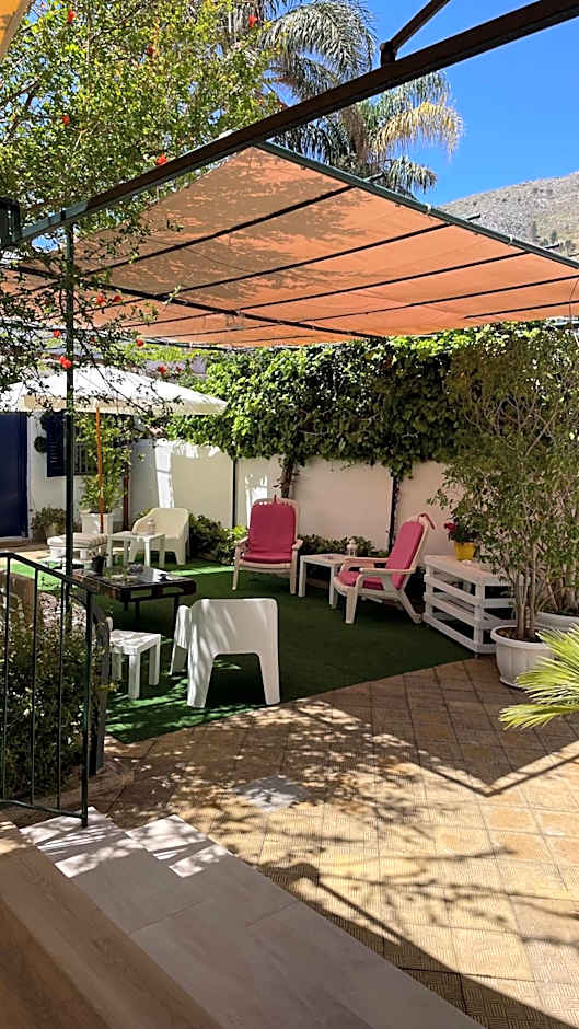 Alemar Bed & Breakfast