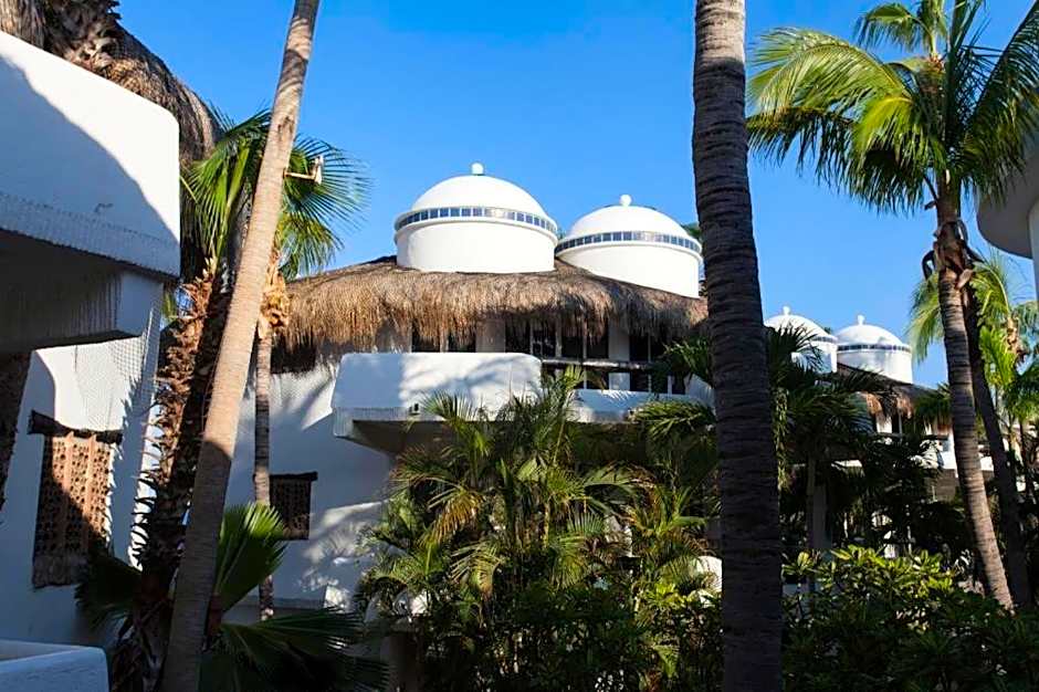 Club Cascadas De Baja