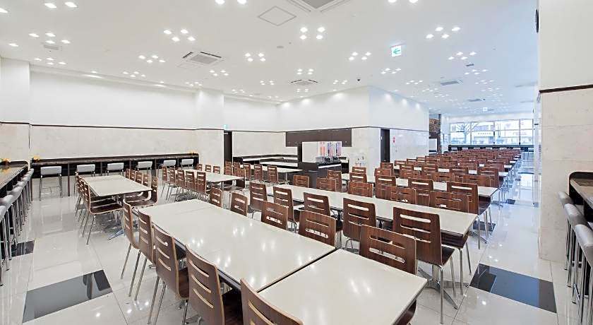 Toyoko Inn Nagoya Meieki Minami