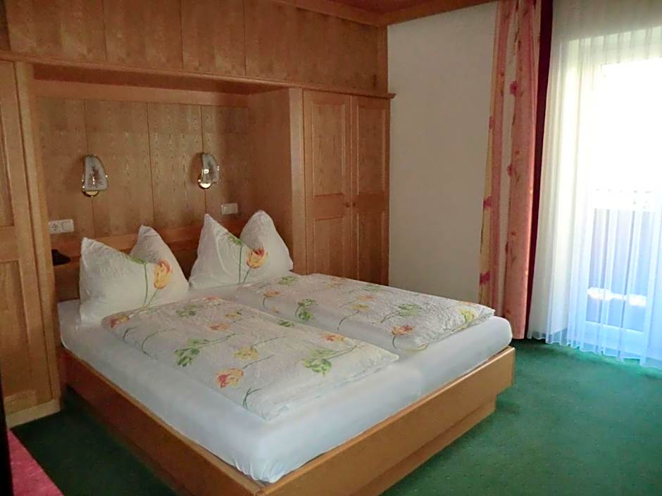 Alpenhotel Tauernstüberl