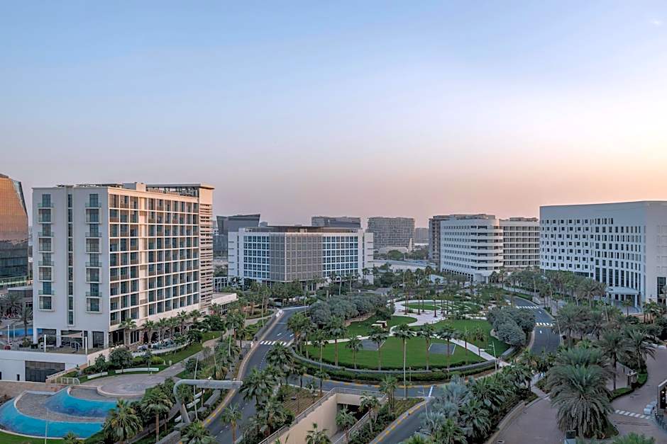 Yas Plaza Marina By Ihg