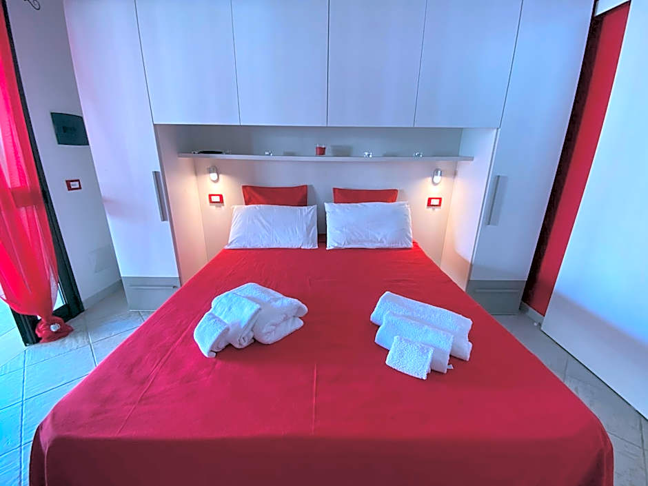 Petite Maison - Petits Appartements