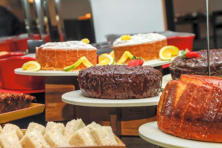 Slaviero Essential Curitiba Batel