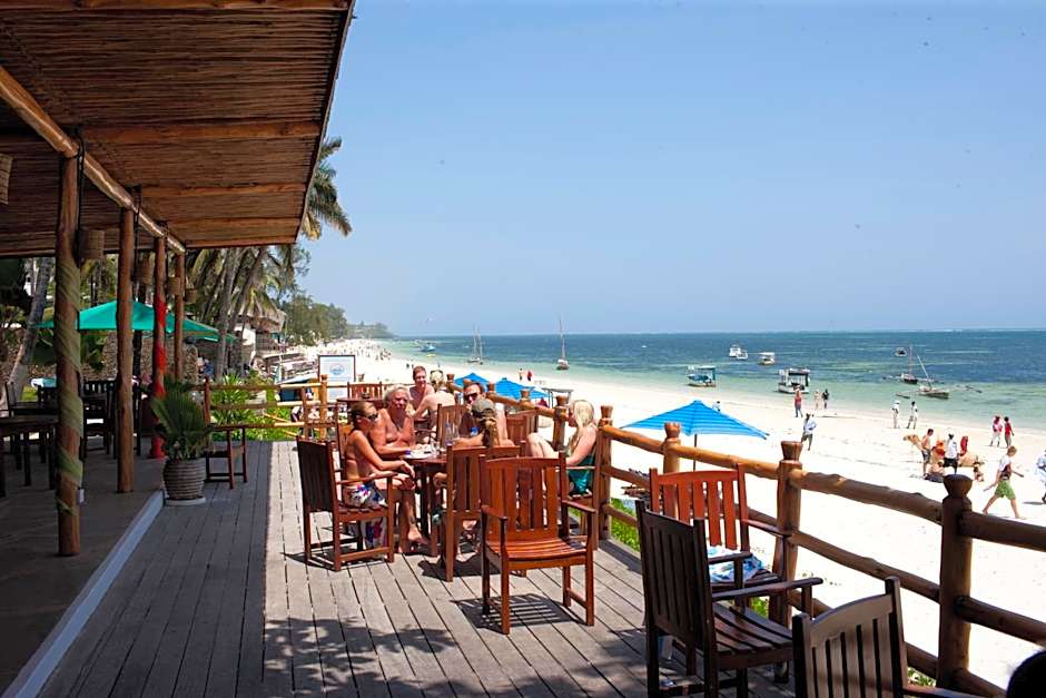 Travellers Beach Hotel & SPA