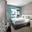 Prairie Crest Medicine Hat by IHG