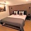 Quentin Museum Square Hotel