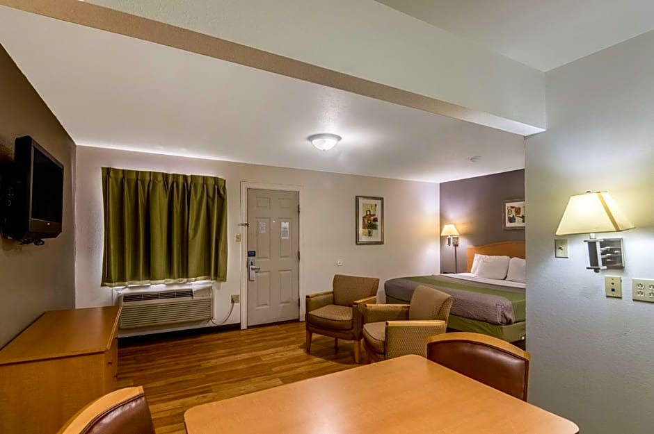 Studio 6-Lubbock, TX - Medical Center