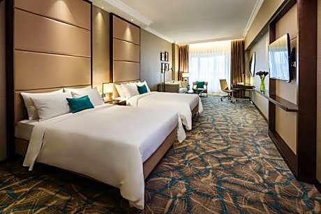 Grand Executive Double Double with Access and Breakfast in Executive Lounge