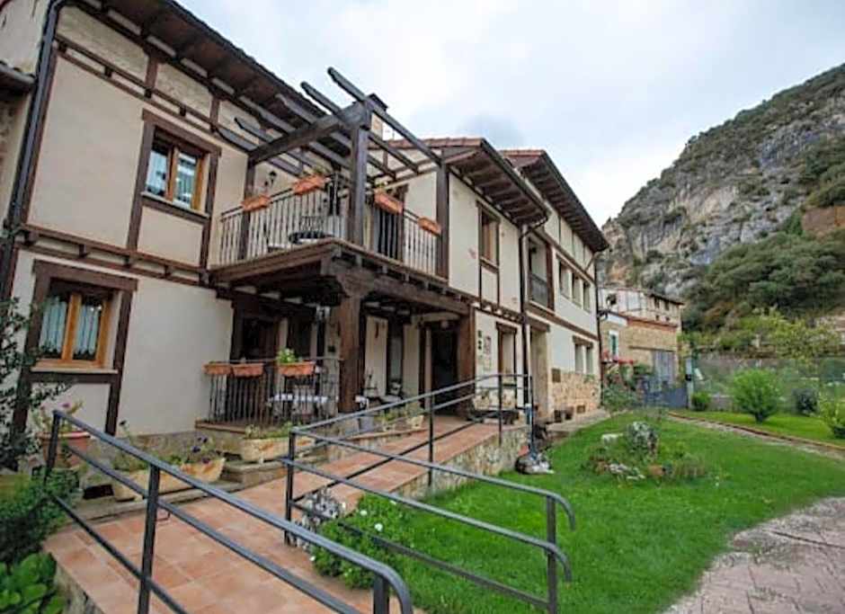 Hotel Rural en Las Cascadas de Tobera