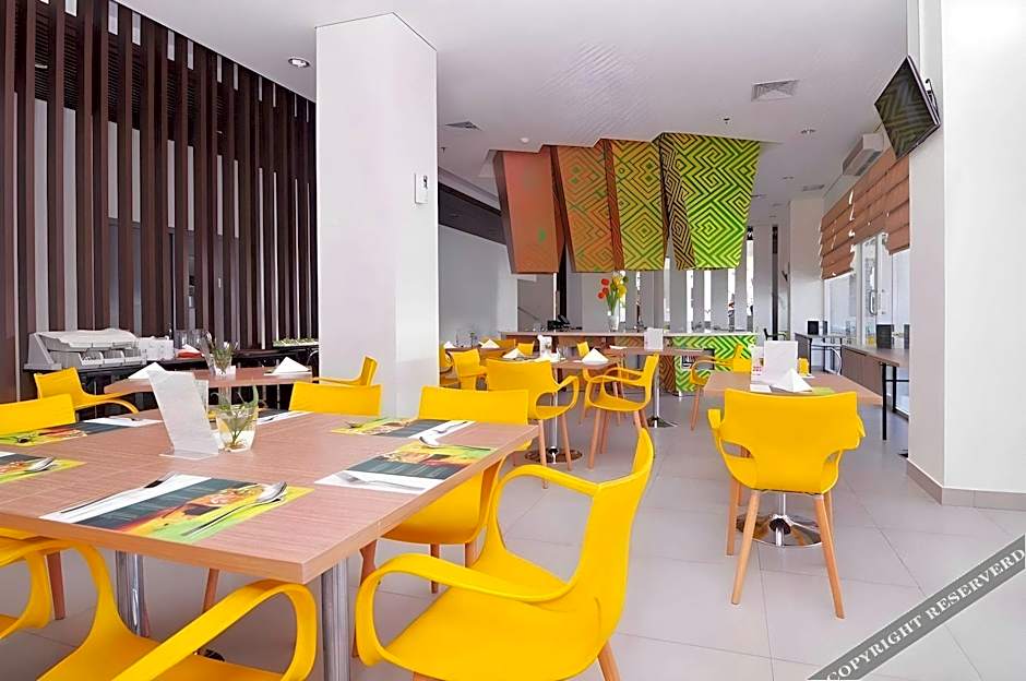 KHAS Makassar Hotel