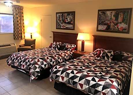 Double Room with Two Double Beds - Smoking