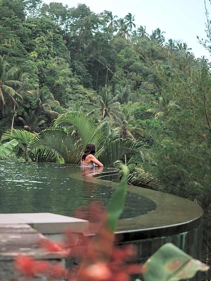 The Tirta Sari Villas