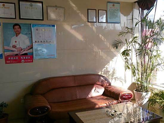 Qingzhu·Xinyin Hotel (Lishe Airport Shiqi Subway Station Branch)