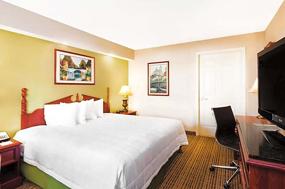 Baymont by Wyndham Tullahoma