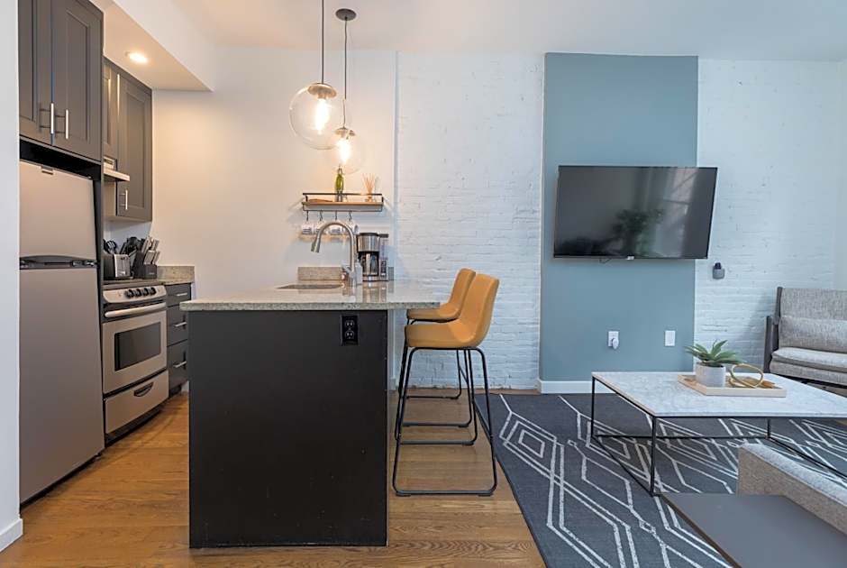 304 Newbury Street by Thatch