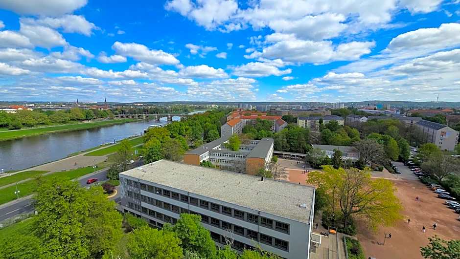 Hotel Am Terrassenufer