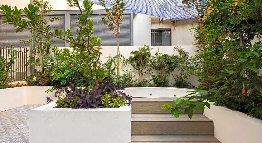 Alberto Hotel by Isrotel Design