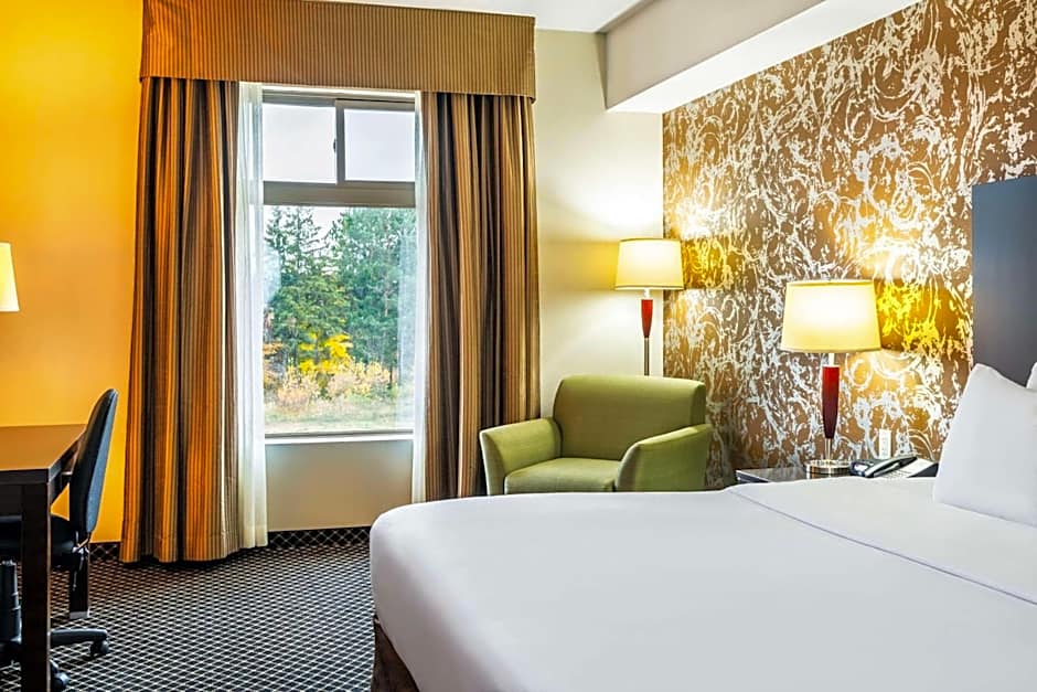 Quality Inn & Suites Petawawa