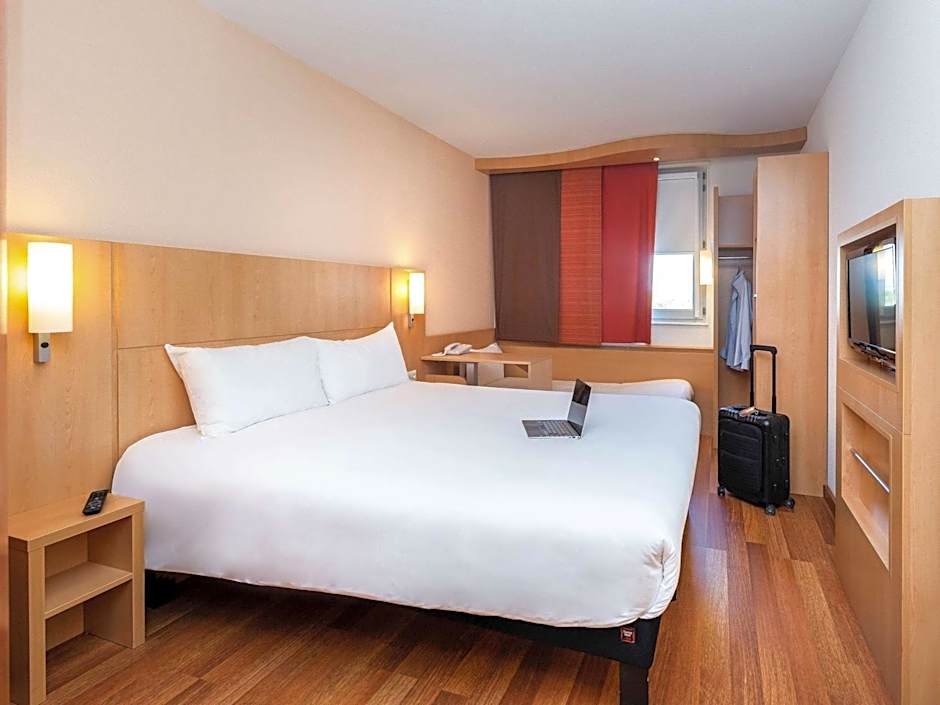 ibis Lyon Est Chaponnay