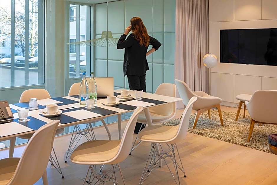 The Passage - Urban Retreat