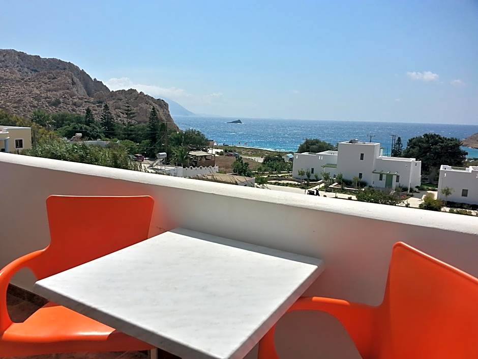 Montemar Studios & Apartments