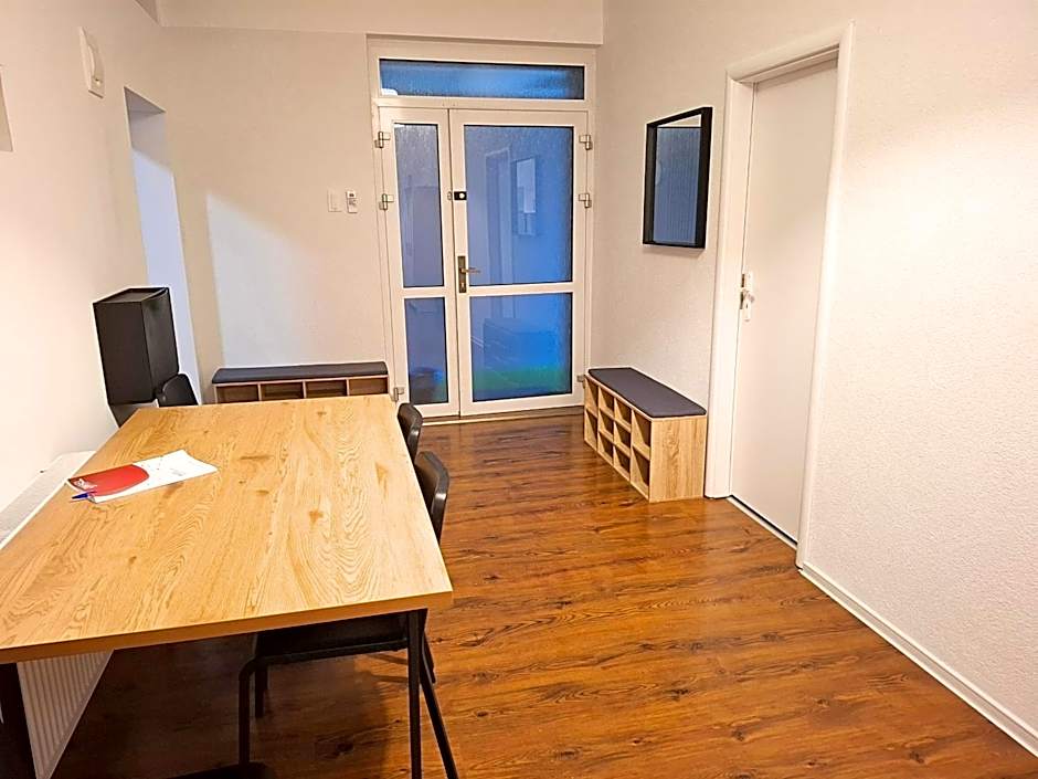 Dimael Hostel & Apartments