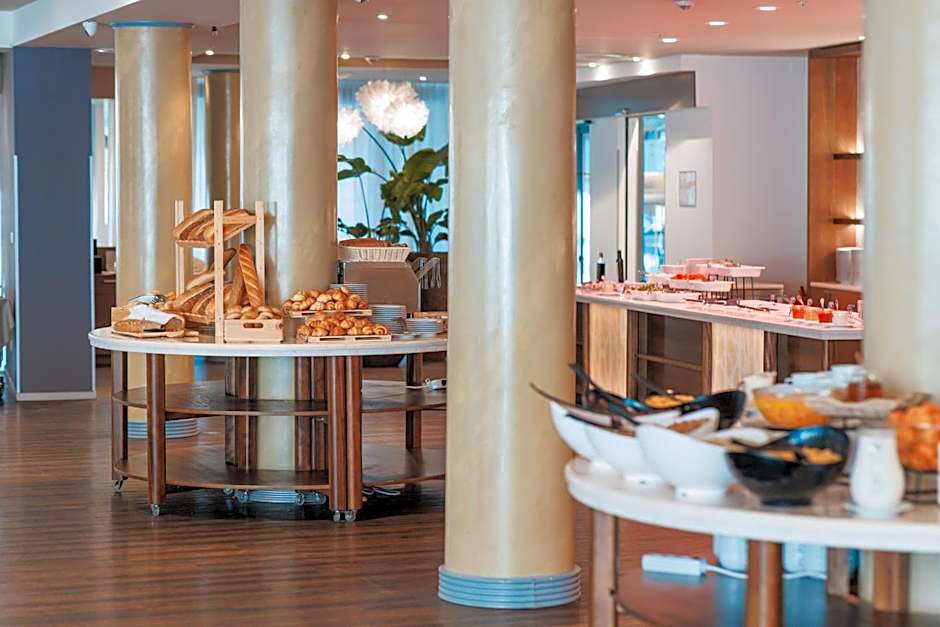 Palmon Bay Hotel & Spa