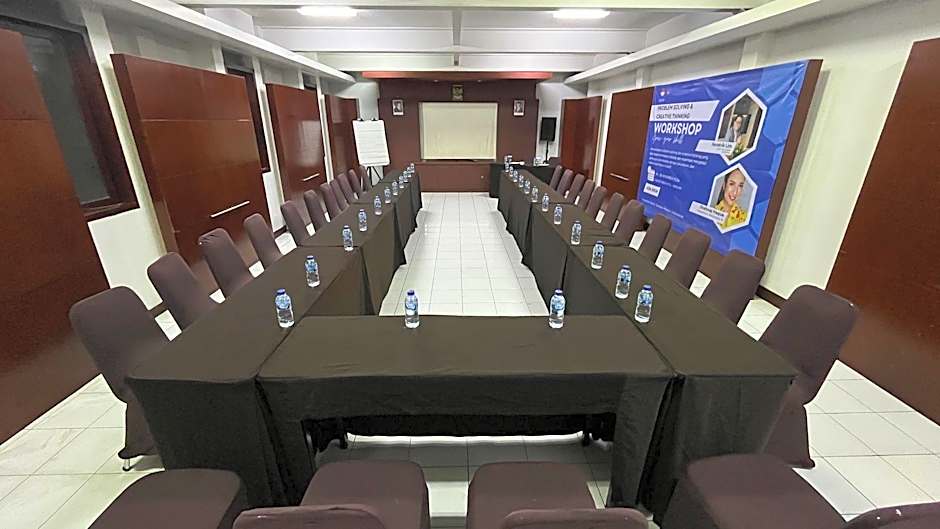 Puri Setiabudhi Residence Hotel