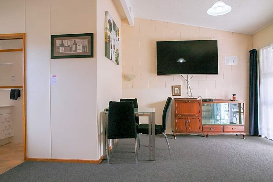 Tuki Tuki Motel