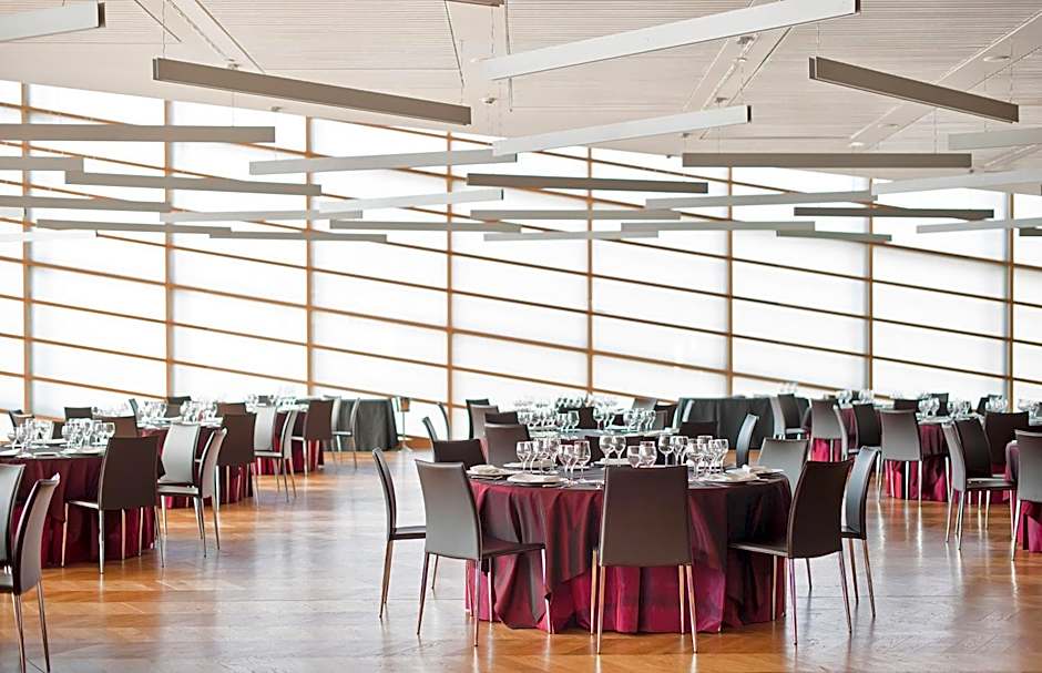 Hotel Reina Petronila