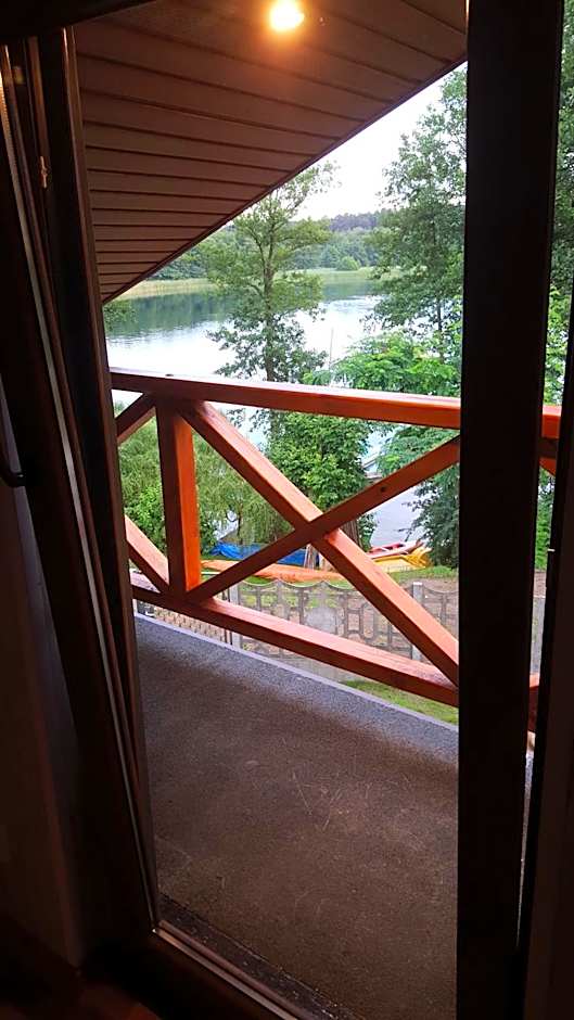 Domek letniskowy nad jeziorem w Stęszewku