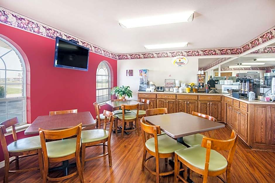 Super 8 by Wyndham Big Cabin/Vinita Area