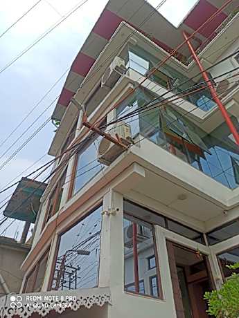 Relaxe Hotel Bagdogra