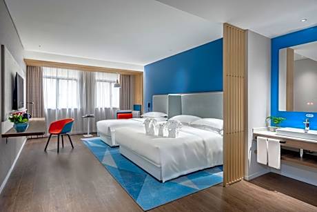 Standard Twin Room with Extra Floor Space