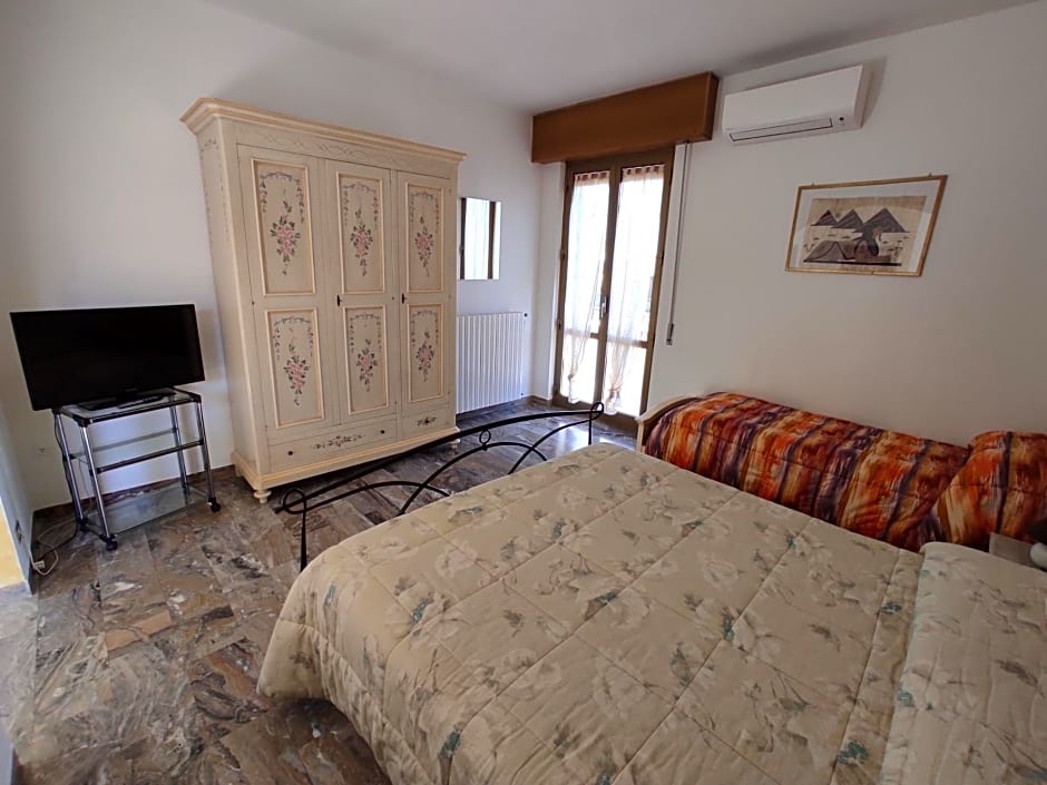 B&B Sunbeach – San Benedetto del Tronto, MO