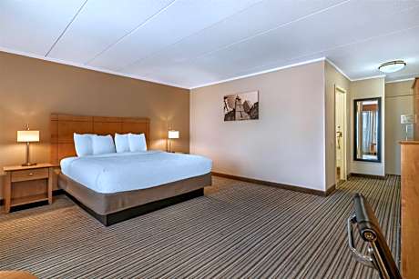 King Room with Bath Tub - Disability Access/Non-Smoking