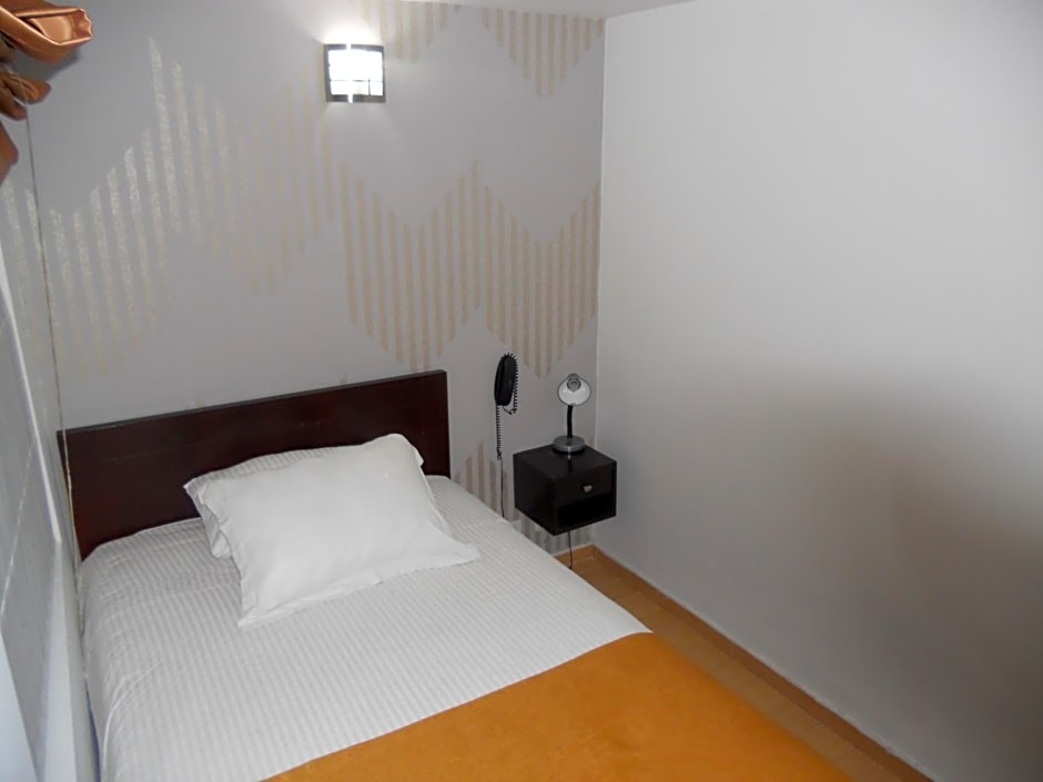 Hotel Expo Inn Embajada