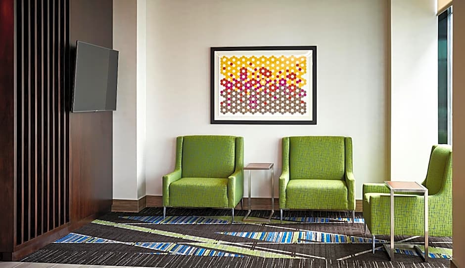 Holiday Inn Express and Suites Brantford By IHG