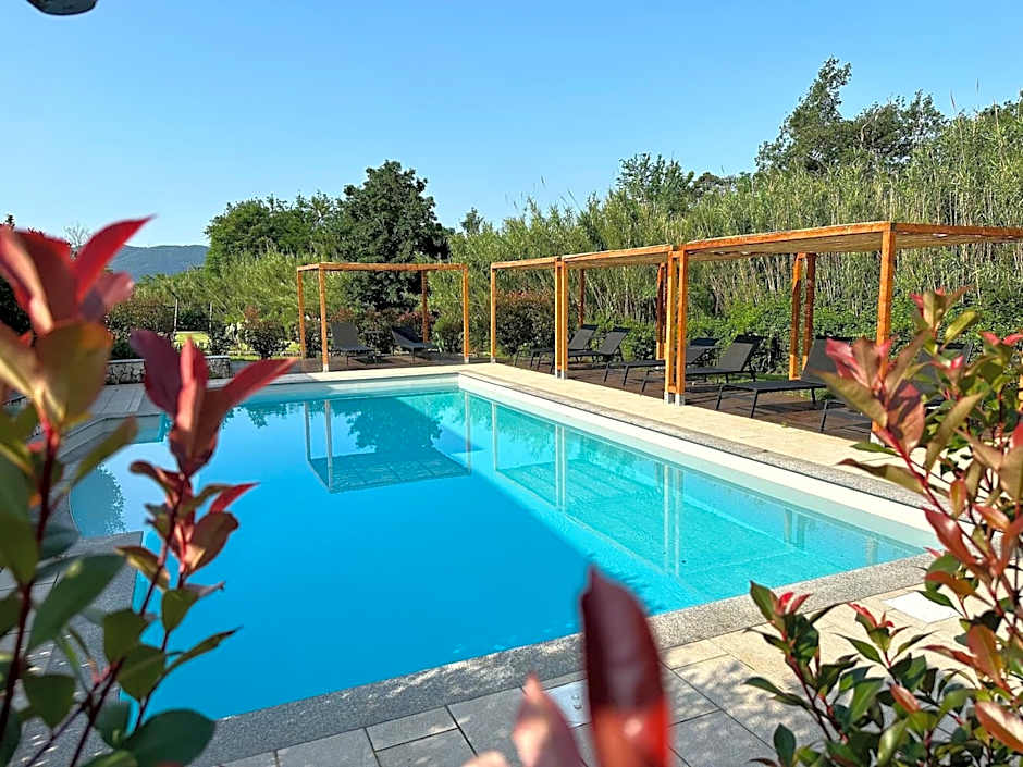 Le Village Sarzana