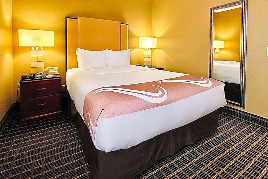 Quality Inn & Suites Westminster - Seal Beach Westminster