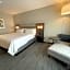 Holiday Inn Express and Suites Ft. Smith Airport By IHG