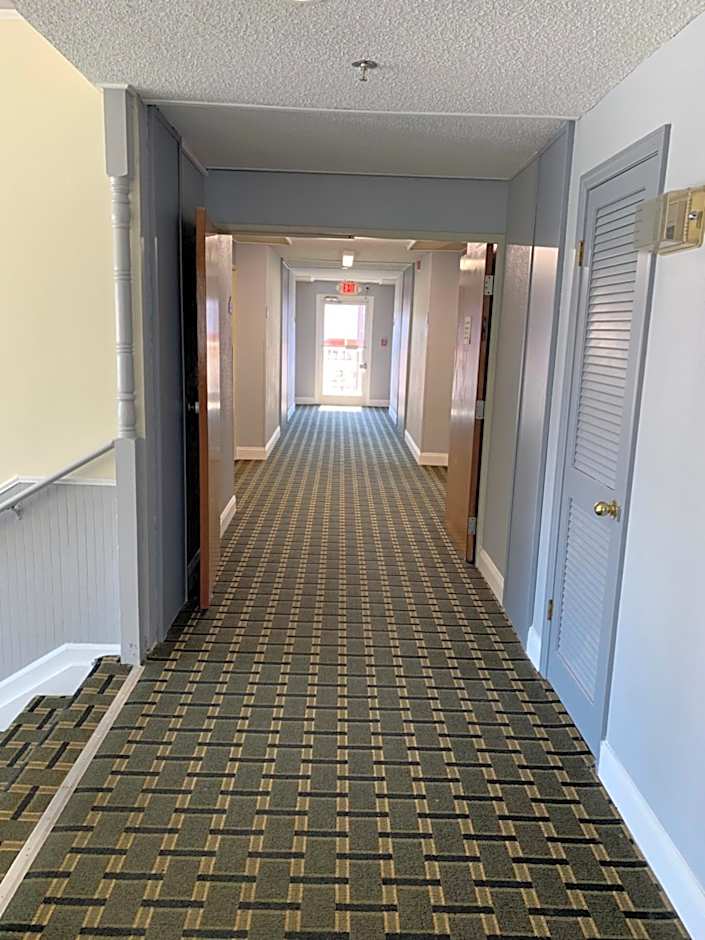 Days Inn by Wyndham Thomson