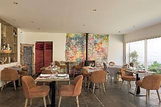 La Ferme Blanche, The Originals Relais
