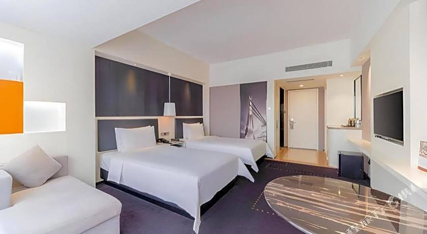 Aishang Hotel (Lecong Furniture Mall, Foshan)