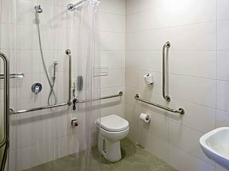 Family Apartment With Three Bunk Beds