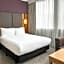Crowne Plaza London Ealing By IHG